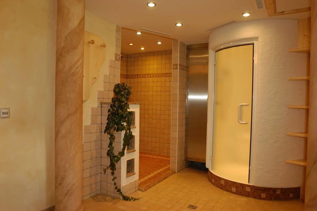 Haus Katharina, Summercard Included คาพรูน ภายนอก รูปภาพ