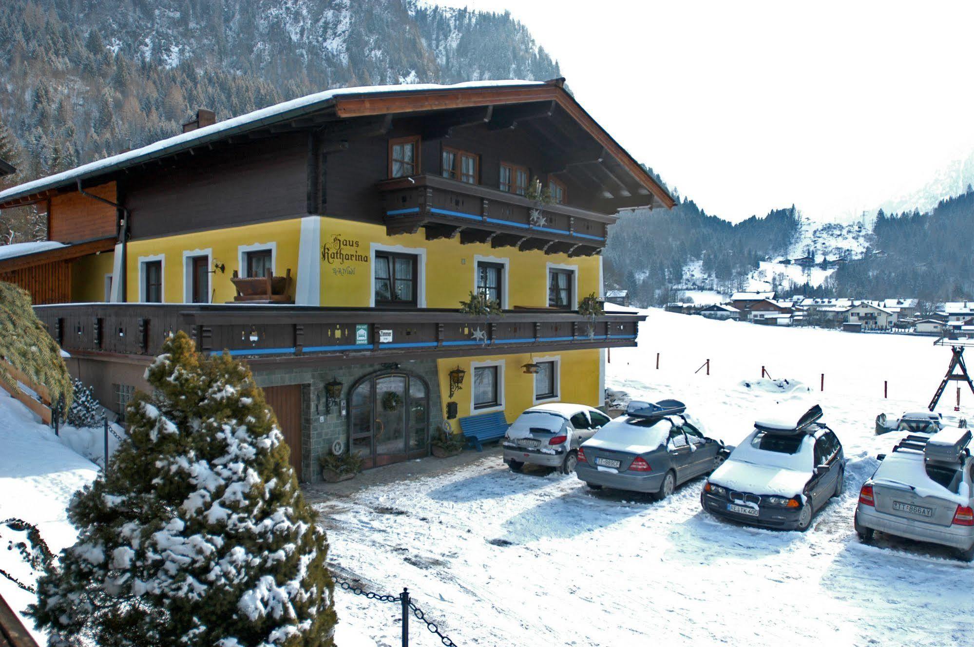 Haus Katharina, Summercard Included คาพรูน ภายนอก รูปภาพ